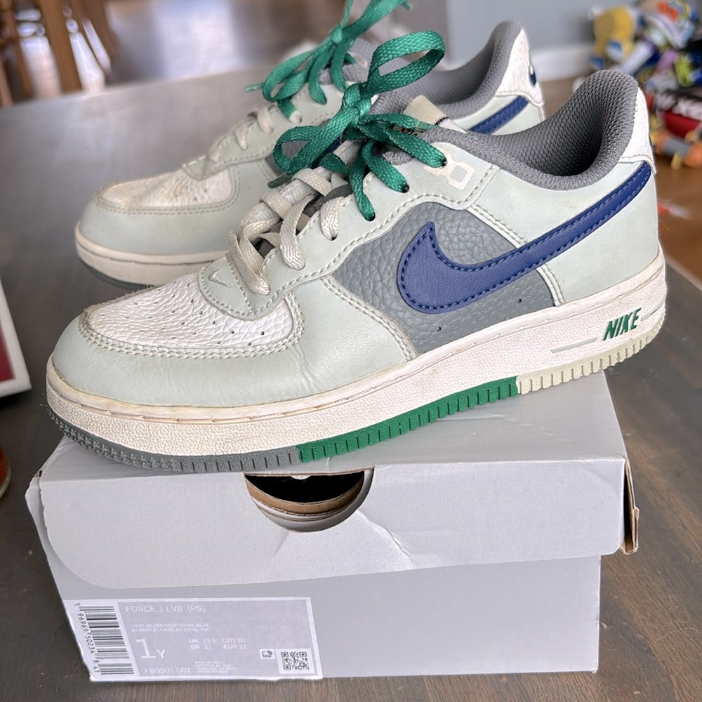 Nike Air Force 1